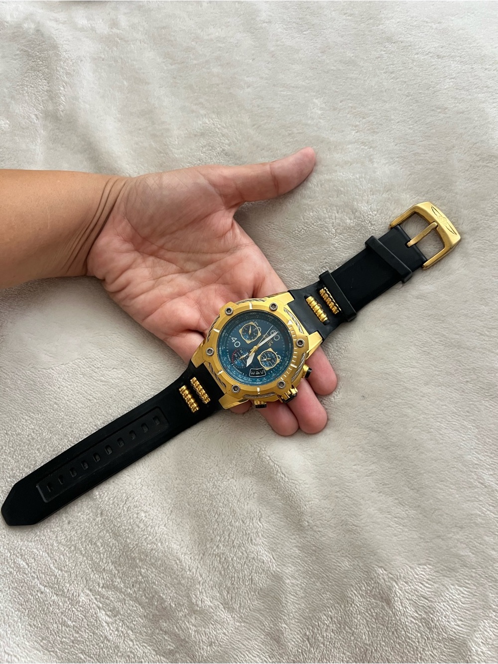Gold-Tone Chronograph Men's Sport Watch with Black Rubber Strap (battery needed)